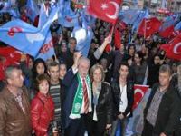 Aliağa Hakkı Ülkü'yü bağrına bastı