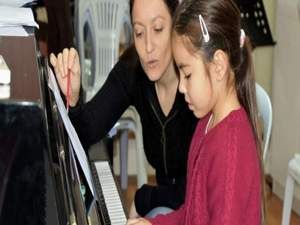 ASEV Geleceğin Piyanistlerini Yetiştiriyor