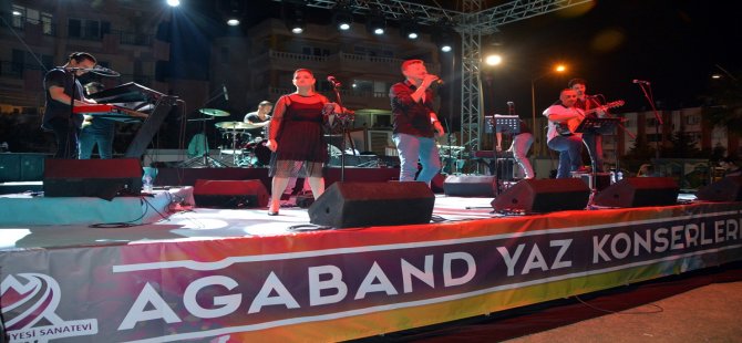 Ağaband Bir Kez Daha Hayran Bıraktı