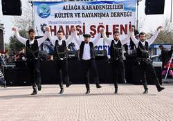 Aliağa 'Hamsi Şöleni'  İle Coştu 