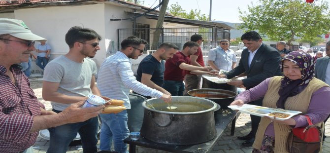 Aliağa’nın Üç Mahallesi’nden Köy Hayrı