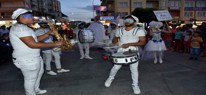 Aliağa’da Sanat Sokağa Taştı