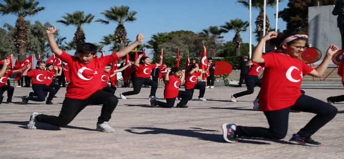 Cumhuriyet Bayramı’nın 99.Yılı Törenle Kutlandı