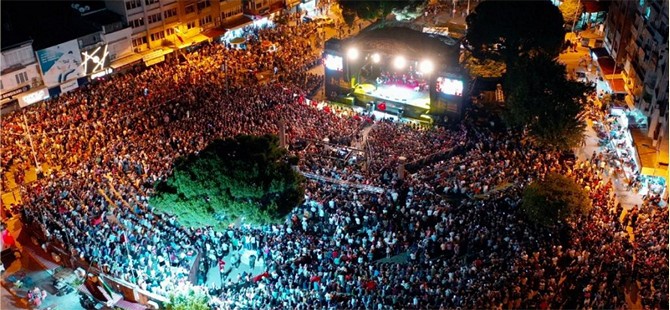 Uluslararası Bergama Kermes Festivali Finaline Muazzez Ersoy Damgası