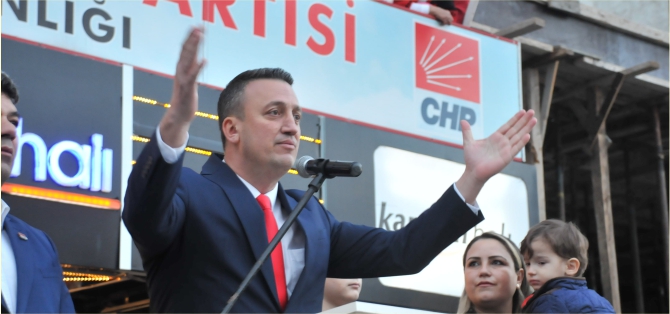 Eroğlu'ndan Miting Gibi Aday Adaylığı Açıklaması