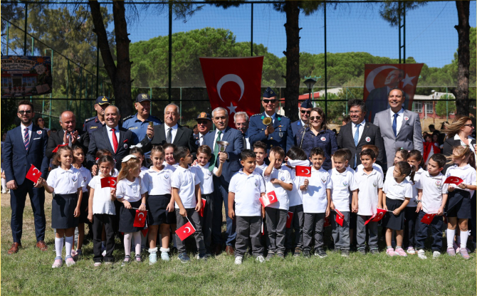 Aliağa’da Eğitim Öğretim Yılı Törenle Başladı