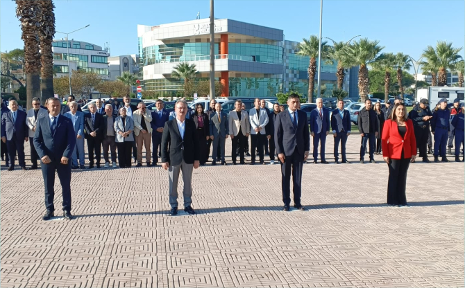 Aliağa’da 19 Ekim Muhtarlar Günü Törenle Kutlandı