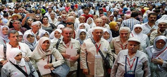 İzmir’den Bin 694 Kişi Hac Farizasını Yerine Getirecek