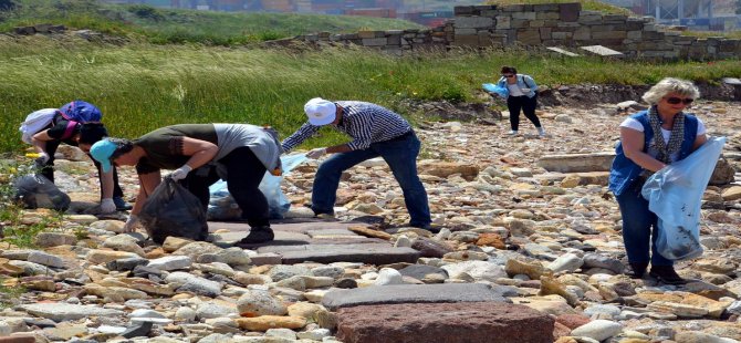 Aliağa Koleji’nden Kıyı Temizliği