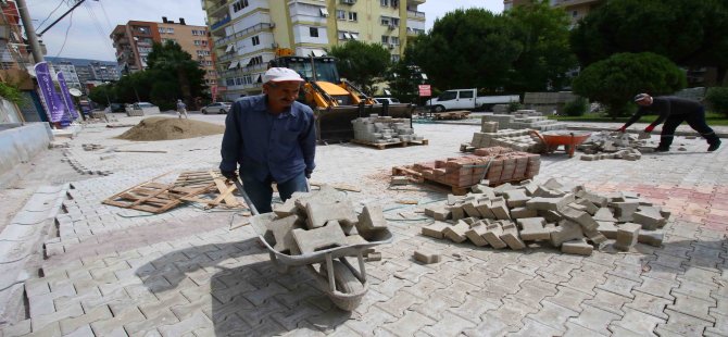 Bayraklı’nın Cadde Ve Sokakları Yenileniyor