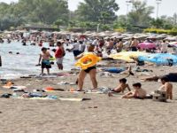 Sıcaklar Bunalttı, Aliağalılar Plajlara Akın Etti