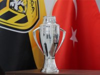 Aliağaspor FK Şampiyonluk Kupasını Törenle Aldı