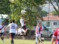 Foça Belediyespor Beş Yil Aradan Sonra Döndüğü Ligde Şampiyon Oldu