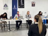 Mülakata halk girdi