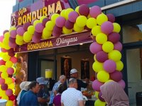 Aliağa'da Şefin Dondurma Dünyası'ndan Görkemli Açılış