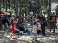 Halk Pikniğe Koştu