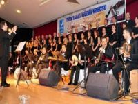 Aliağa TSM Korosu Büyüledi