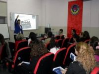 İngilizce Öğretmenleri Eğitimi