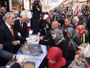 Uzun Çarşı’da ‘Aşure’ Geleneği